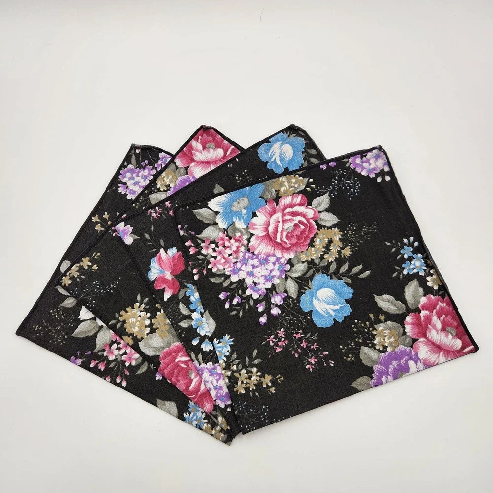 VTG Floral Cloth Napkins Set of 4 Black Pink Rose Cottagecore Dark Romantic